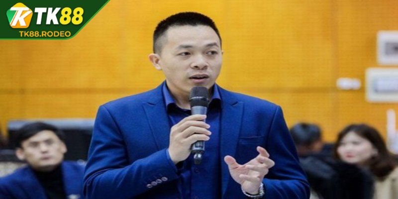 CEO Anh Minh Phùng 3 Đưa ra các định hướng phát triển web