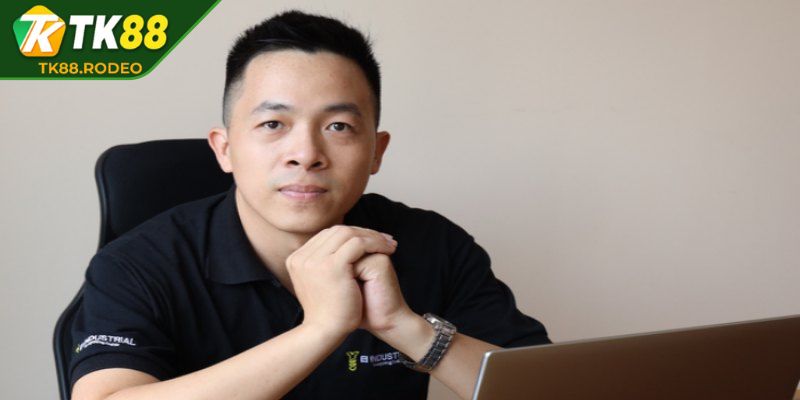 CEO Anh Minh Phùng 2 Tạo dựng nhân sự nền tảng chuyên nghiệp